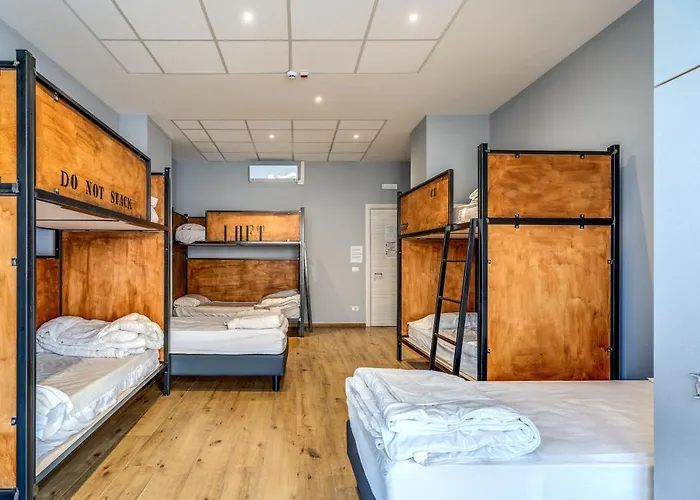 Hostel Trastevere Hostel *
